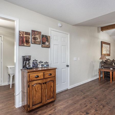 Tranquil 3-Bedroom Cabin Near Winstar Casino Thackerville Bagian luar foto
